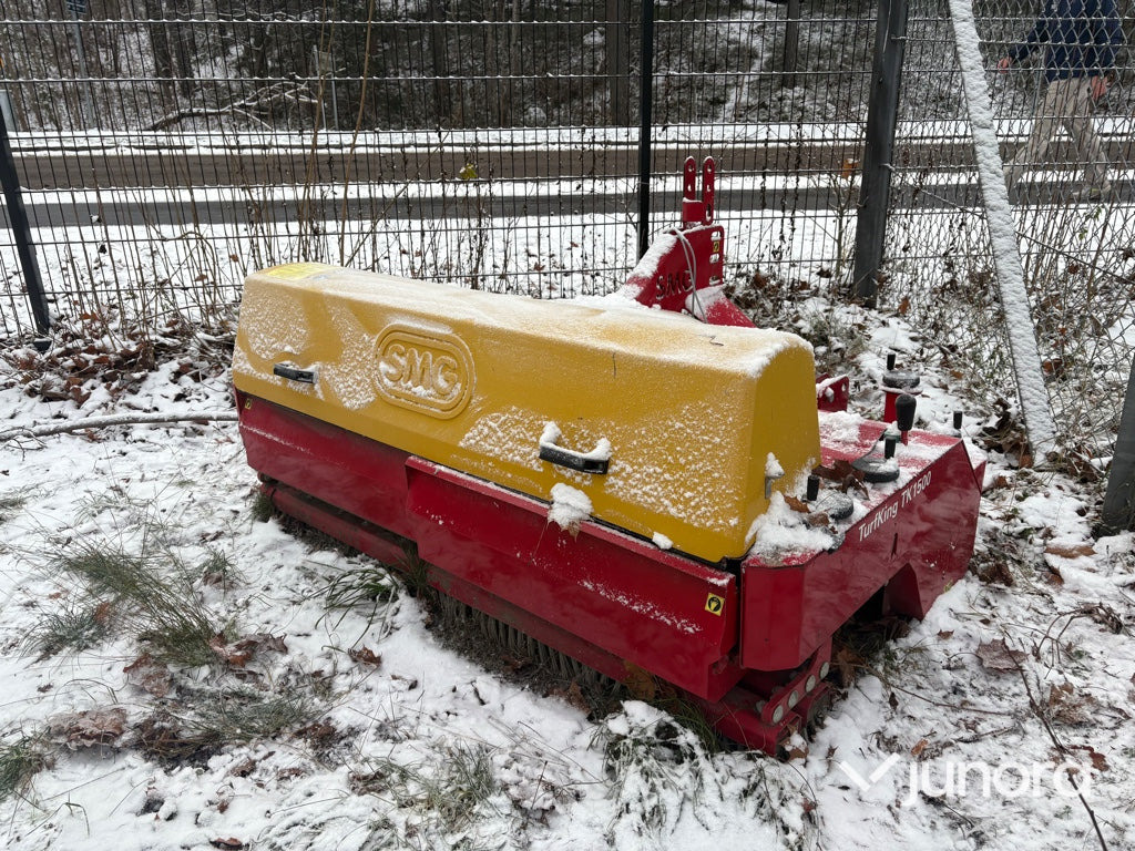 Djuprengörare - Turfking TK1500 - Equipamentos para jardinagem: foto 1 Djuprengörare - Turfking TK1500 - Equipamentos para jardinagem: foto 1