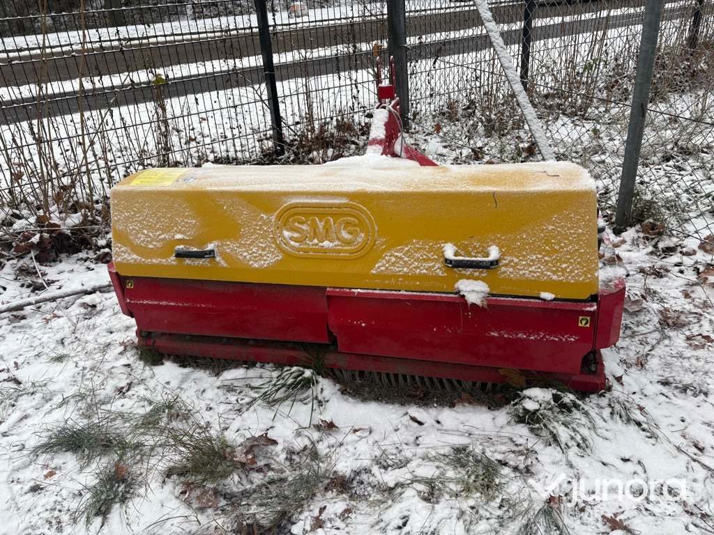 Djuprengörare - Turfking TK1500 - Equipamentos para jardinagem: foto 2 Djuprengörare - Turfking TK1500 - Equipamentos para jardinagem: foto 2