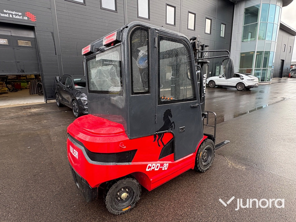 Eltruck – Huateng CPD-20 - Empilhadeira elétrica: foto 4 Eltruck – Huateng CPD-20 - Empilhadeira elétrica: foto 4