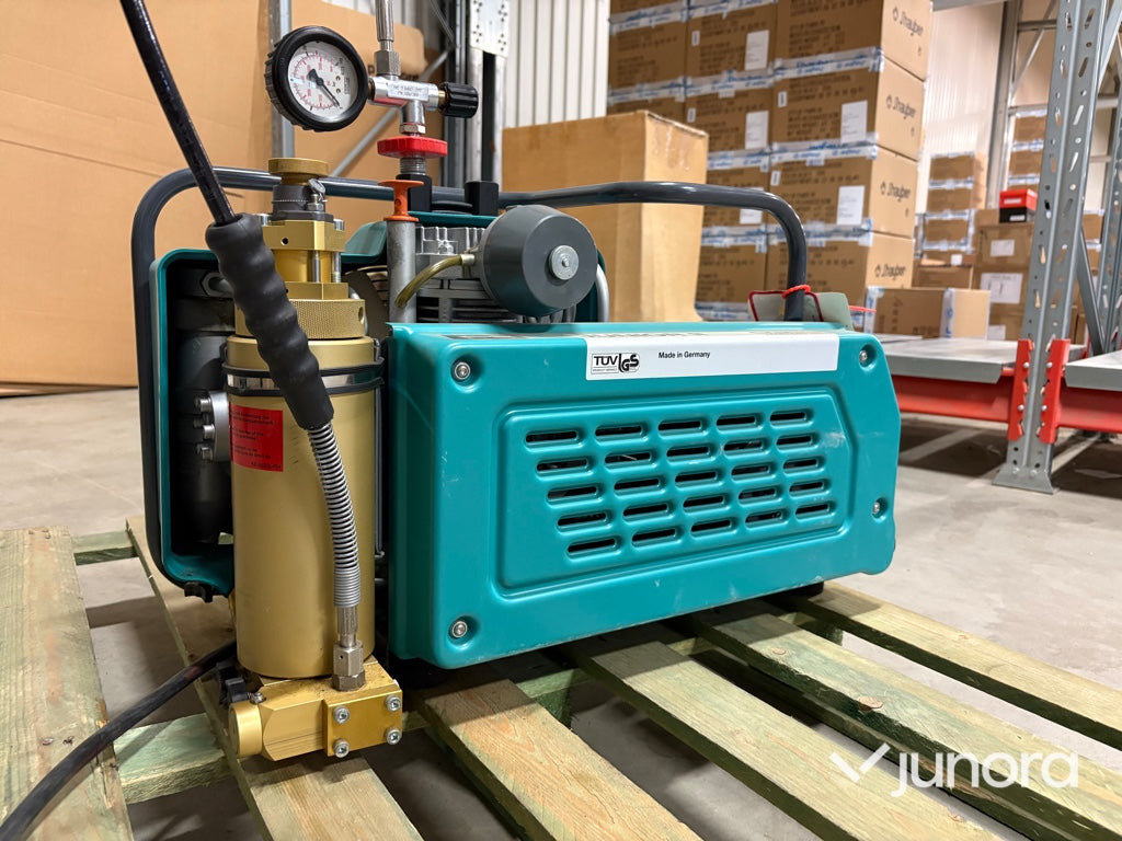 Högtryckskompressor - Bauer S30 Junior II - Compressor de ar: foto 1 Högtryckskompressor - Bauer S30 Junior II - Compressor de ar: foto 1