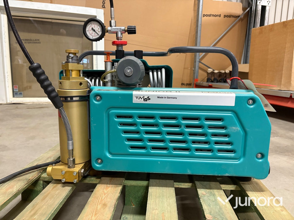 Högtryckskompressor - Bauer S30 Junior II - Compressor de ar: foto 2 Högtryckskompressor - Bauer S30 Junior II - Compressor de ar: foto 2