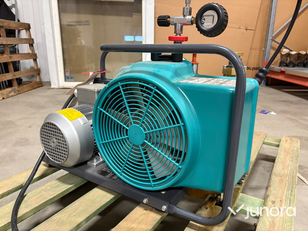 Högtryckskompressor - Bauer S30 Junior II - Compressor de ar: foto 5 Högtryckskompressor - Bauer S30 Junior II - Compressor de ar: foto 5