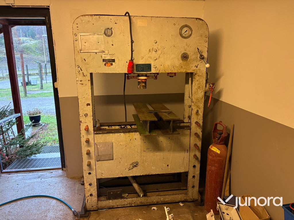 Hydraulpress - Hiab H100E, 100 ton - Prensa dobradeira: foto 3 Hydraulpress - Hiab H100E, 100 ton - Prensa dobradeira: foto 3