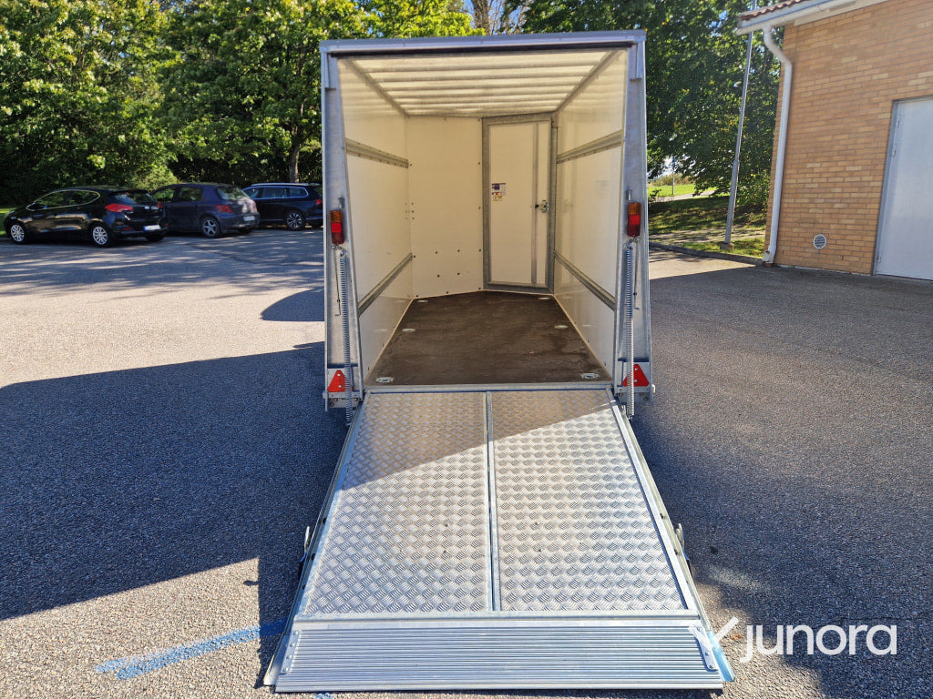 Skåpsläp - Ifor Williams, BV105, Oanvänd - Máquina de outro: foto 2 Skåpsläp - Ifor Williams, BV105, Oanvänd - Máquina de outro: foto 2