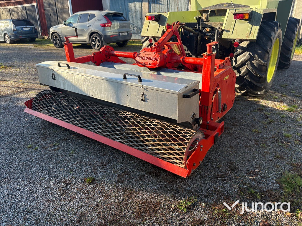 Såbäddsfräs / Stennedläggningsfräs - Rota Dairon RX180 - Semeadora combinada: foto 1 Såbäddsfräs / Stennedläggningsfräs - Rota Dairon RX180 - Semeadora combinada: foto 1
