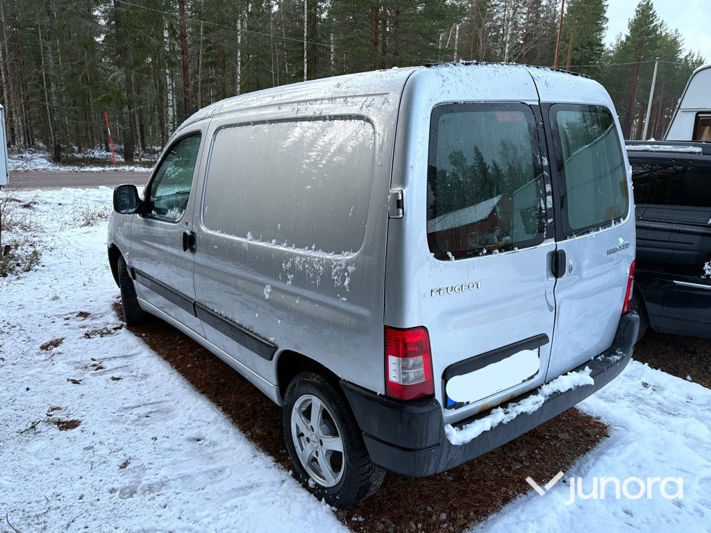Skåpbil - Peugeot Partner 1,6hdi - Furgão compacto: foto 3 Skåpbil - Peugeot Partner 1,6hdi - Furgão compacto: foto 3