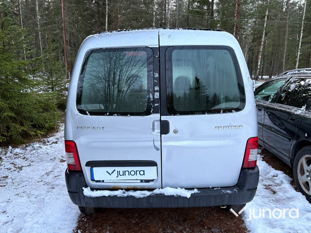 Skåpbil - Peugeot Partner 1,6hdi - Furgão compacto: foto 4 Skåpbil - Peugeot Partner 1,6hdi - Furgão compacto: foto 4
