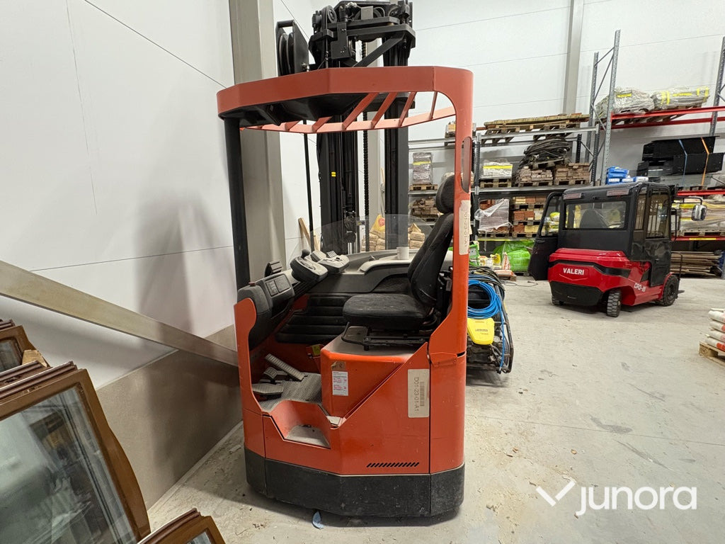 Skjutstativtruck – BT - Empilhador retráctil: foto 2 Skjutstativtruck – BT - Empilhador retráctil: foto 2