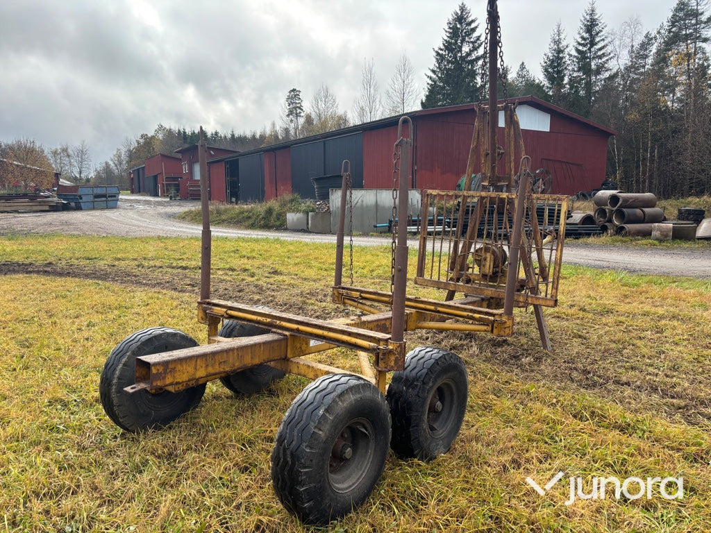 Skogsvagn - Moheda med starkran - Reboque florestal: foto 5 Skogsvagn - Moheda med starkran - Reboque florestal: foto 5