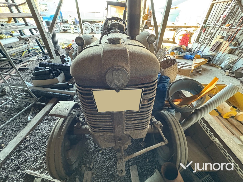 Traktor - Bolinder-Munktell, 35 - Trator: foto 2 Traktor - Bolinder-Munktell, 35 - Trator: foto 2