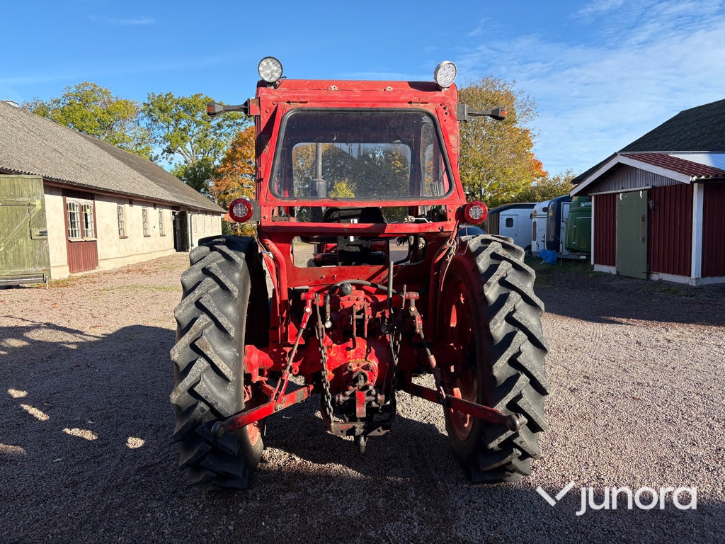 Traktor - Bolinder Munktell BM Volvo 400 Buster - Trator: foto 4 Traktor - Bolinder Munktell BM Volvo 400 Buster - Trator: foto 4