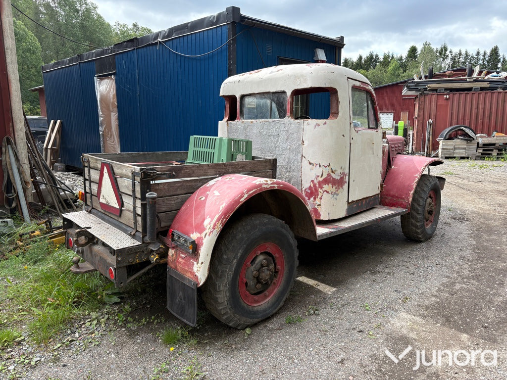 Traktor - Dodge Wesbon, Projekt - Trator: foto 4 Traktor - Dodge Wesbon, Projekt - Trator: foto 4