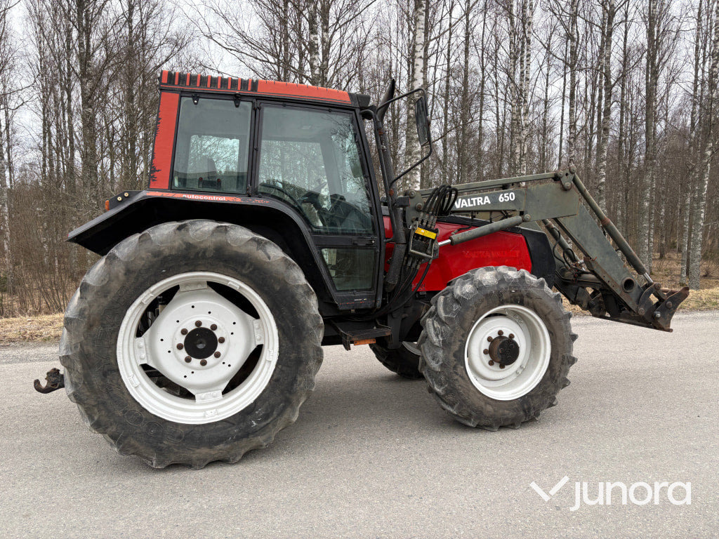 Valtra Valmet 6200 - Trator: foto 2 Valtra Valmet 6200 - Trator: foto 2