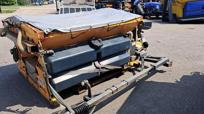 Nido N9010-18 PAN - Espalhador de areia/ Sal: foto 2 Nido N9010-18 PAN - Espalhador de areia/ Sal: foto 2