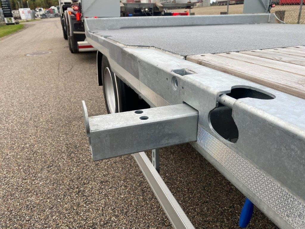 Reboque baixa Hangler DTS-H 300 P 3 akslet med ramper: foto 10 Reboque baixa Hangler DTS-H 300 P 3 akslet med ramper: foto 10