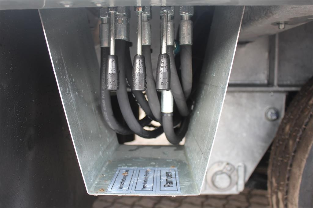 Reboque baixa Hangler DTS-H 300 P 3 akslet med ramper: foto 16 Reboque baixa Hangler DTS-H 300 P 3 akslet med ramper: foto 16