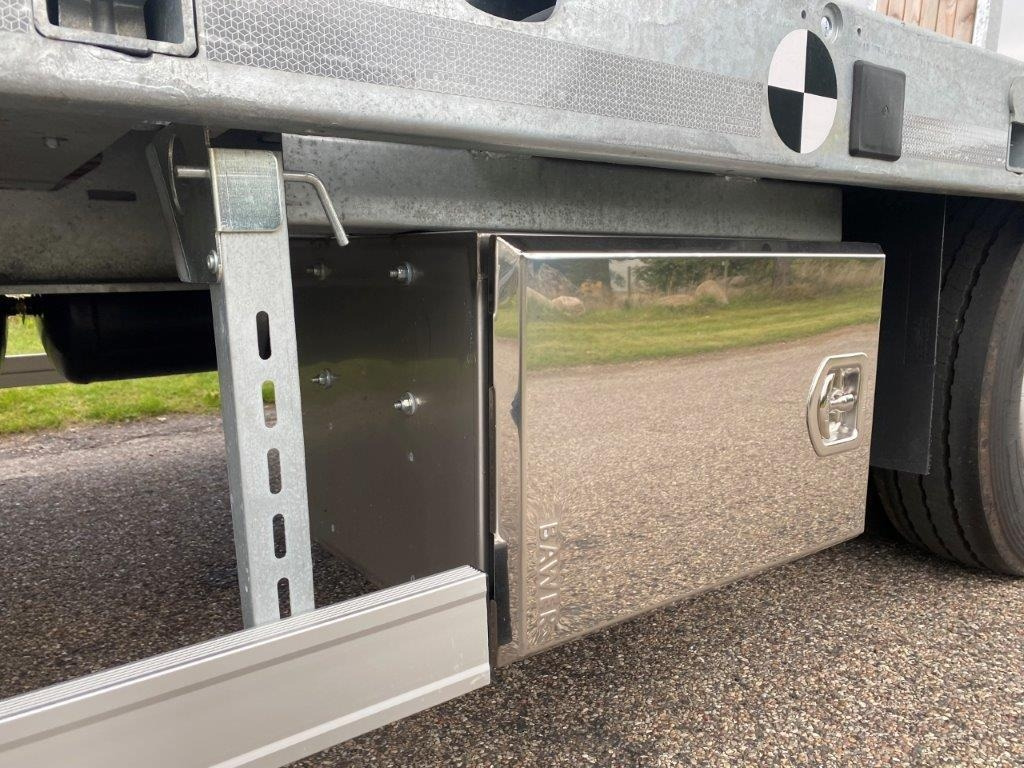 Reboque baixa Hangler DTS-H 300 P 3 akslet med ramper: foto 13 Reboque baixa Hangler DTS-H 300 P 3 akslet med ramper: foto 13