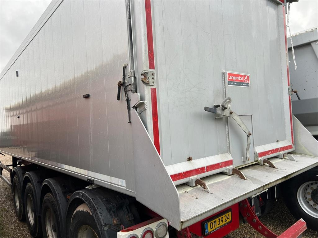 Langendorf SKA36 60m3 alu kasse med plastindlæg - Semireboque basculante: foto 4 Langendorf SKA36 60m3 alu kasse med plastindlæg - Semireboque basculante: foto 4