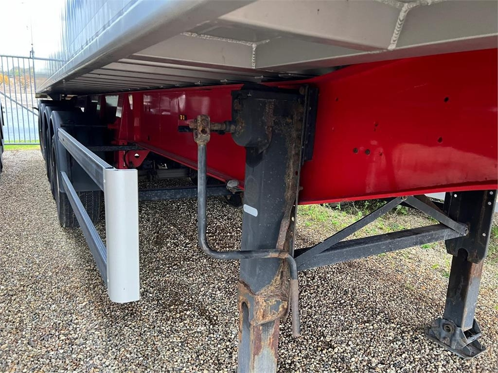 Langendorf SKA36 60m3 alu kasse med plastindlæg - Semireboque basculante: foto 3 Langendorf SKA36 60m3 alu kasse med plastindlæg - Semireboque basculante: foto 3