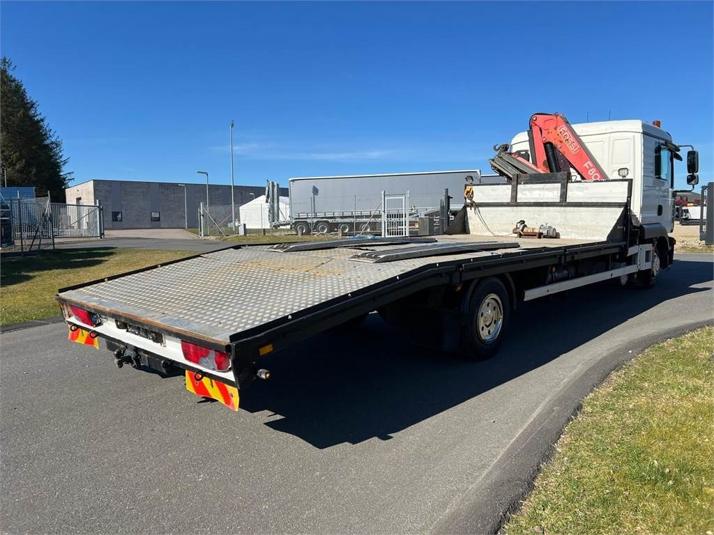 MAN TGL 12-240 4x2 BL - Fassi kran - Caminhão transporte de veículos: foto 3 MAN TGL 12-240 4x2 BL - Fassi kran - Caminhão transporte de veículos: foto 3
