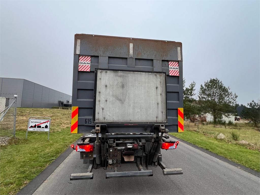 MAN TGS 26-500 6x2-4 LL - Caminhão transportador de contêineres/ Caixa móvel: foto 4 MAN TGS 26-500 6x2-4 LL - Caminhão transportador de contêineres/ Caixa móvel: foto 4