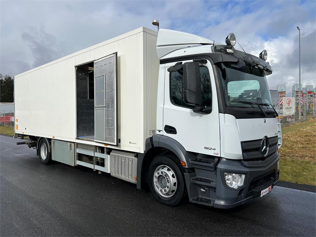 Mercedes-Benz Antos 1824 LnR - Caminhão furgão: foto 2 Mercedes-Benz Antos 1824 LnR - Caminhão furgão: foto 2