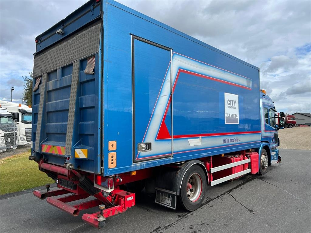 Scania P320 DB 4x2 MLB - low entry - Caminhão furgão: foto 2 Scania P320 DB 4x2 MLB - low entry - Caminhão furgão: foto 2