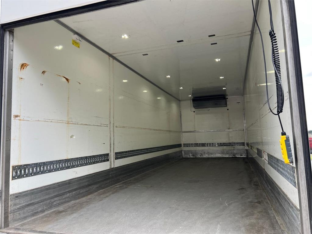 Volvo FL 250 16 ton - Caminhão frigorífico: foto 5 Volvo FL 250 16 ton - Caminhão frigorífico: foto 5