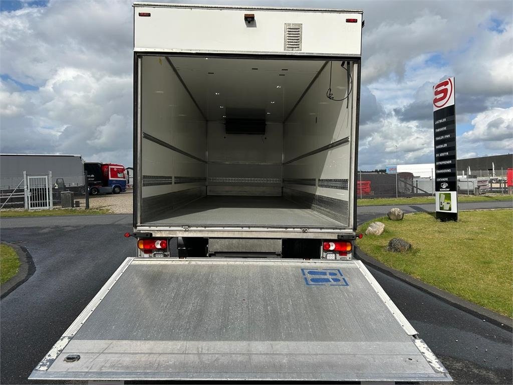 Volvo FL 250 16 ton - Caminhão frigorífico: foto 4 Volvo FL 250 16 ton - Caminhão frigorífico: foto 4