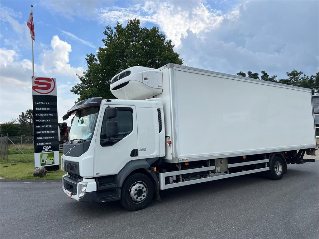 Volvo FL 250 16 ton - Caminhão frigorífico: foto 1 Volvo FL 250 16 ton - Caminhão frigorífico: foto 1