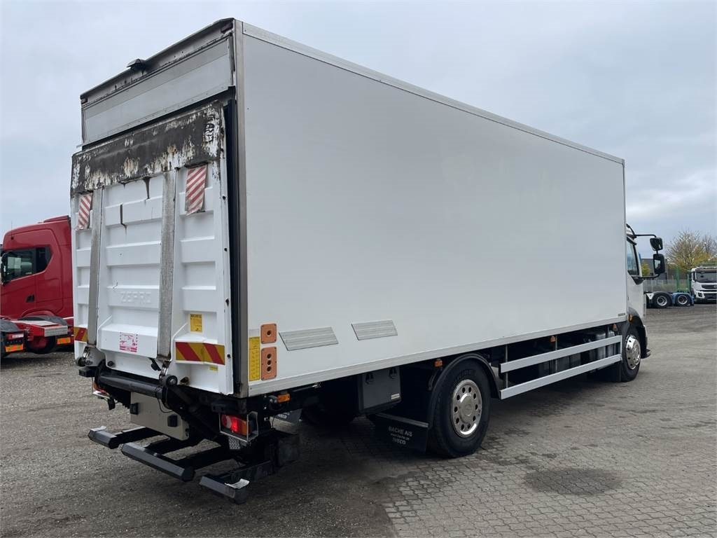 Volvo FL 250HK 18 ton dobbelt copartment - Caminhão frigorífico: foto 2 Volvo FL 250HK 18 ton dobbelt copartment - Caminhão frigorífico: foto 2