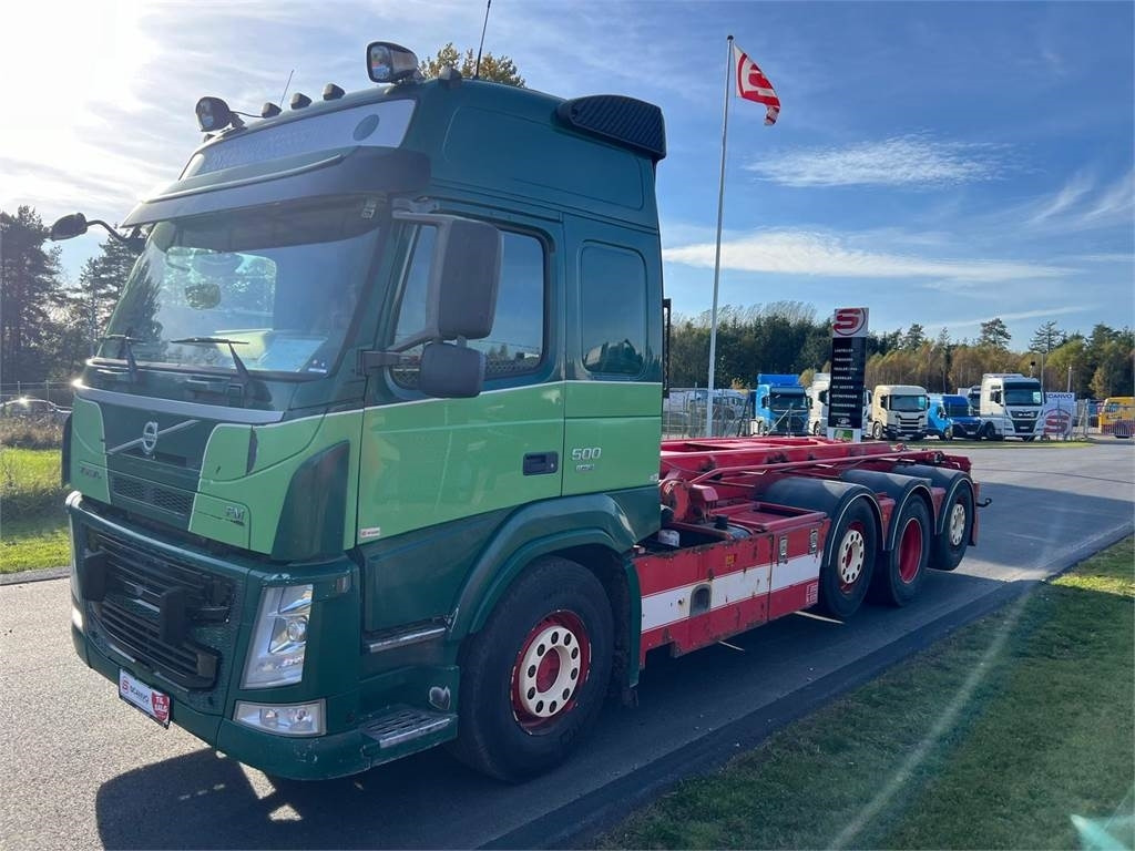 Volvo FM500 8x2*6 rigid pusher-tag tridem - Caminhão multibenne: foto 1 Volvo FM500 8x2*6 rigid pusher-tag tridem - Caminhão multibenne: foto 1
