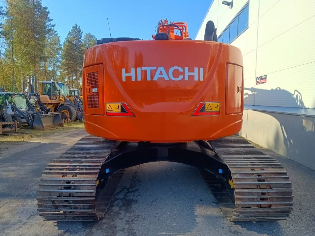 Hitachi MYYTY! SOLD! ZX225USLC-7 -STAGE V- - Escavadora de rastos: foto 4 Hitachi MYYTY! SOLD! ZX225USLC-7 -STAGE V- - Escavadora de rastos: foto 4
