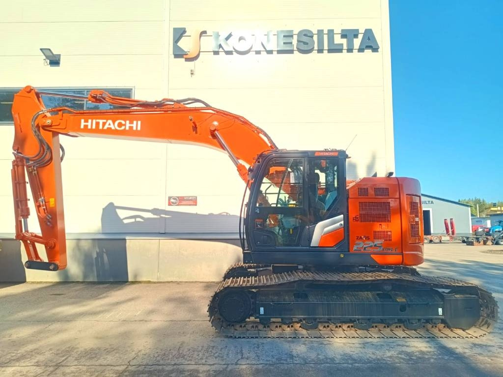 Hitachi MYYTY! SOLD! ZX225USLC-7 -STAGE V- - Escavadora de rastos: foto 1 Hitachi MYYTY! SOLD! ZX225USLC-7 -STAGE V- - Escavadora de rastos: foto 1