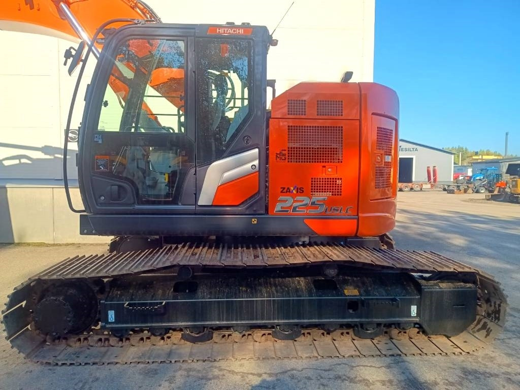 Hitachi MYYTY! SOLD! ZX225USLC-7 -STAGE V- - Escavadora de rastos: foto 2 Hitachi MYYTY! SOLD! ZX225USLC-7 -STAGE V- - Escavadora de rastos: foto 2