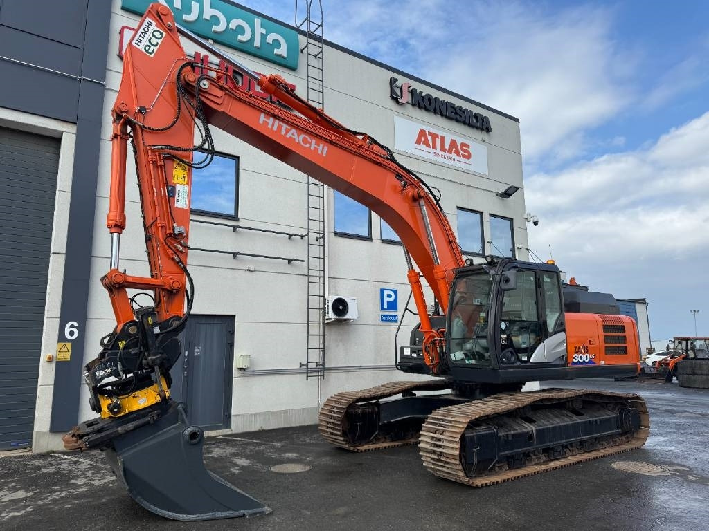 Hitachi ZX 300 LC-6 ENGCON EC233 S80/S80 - Escavadora de rastos: foto 2 Hitachi ZX 300 LC-6 ENGCON EC233 S80/S80 - Escavadora de rastos: foto 2