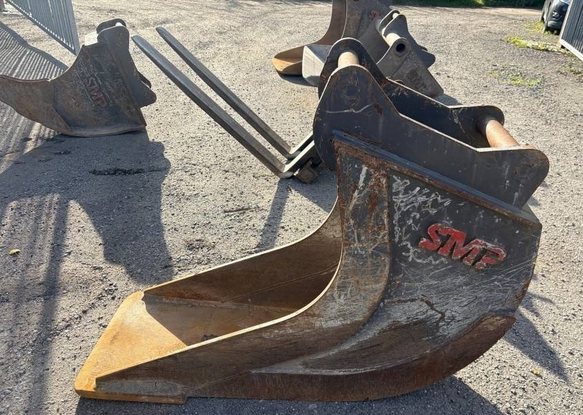 Escavadeira de rodas Hitachi ZX170W-6 + Peräkärry 2-akselinen: foto 11