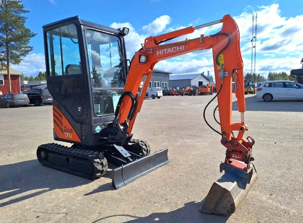 Hitachi ZX17U-2 KALLISTAJA+4-KAUHAA - Mini escavadeira: foto 5 Hitachi ZX17U-2 KALLISTAJA+4-KAUHAA - Mini escavadeira: foto 5