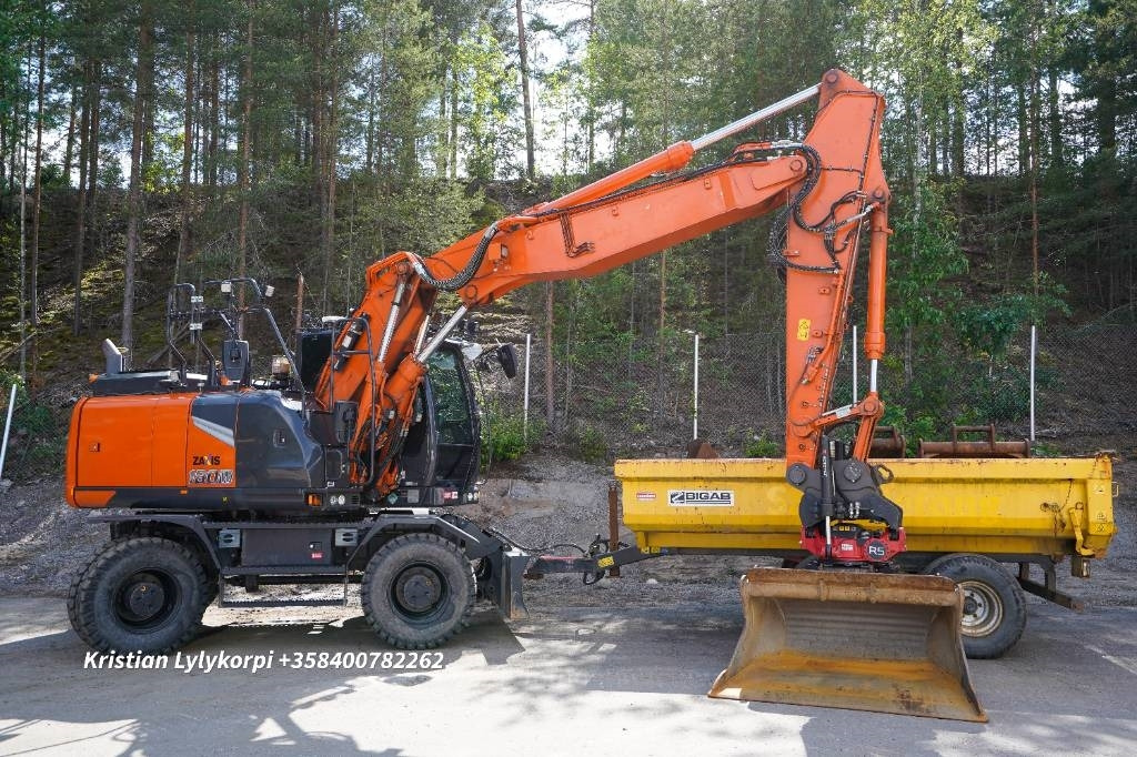 Hitachi ZX180W-7 HUIPPUVARUSTEET STAGE 5 - Escavadeira de rodas: foto 1 Hitachi ZX180W-7 HUIPPUVARUSTEET STAGE 5 - Escavadeira de rodas: foto 1