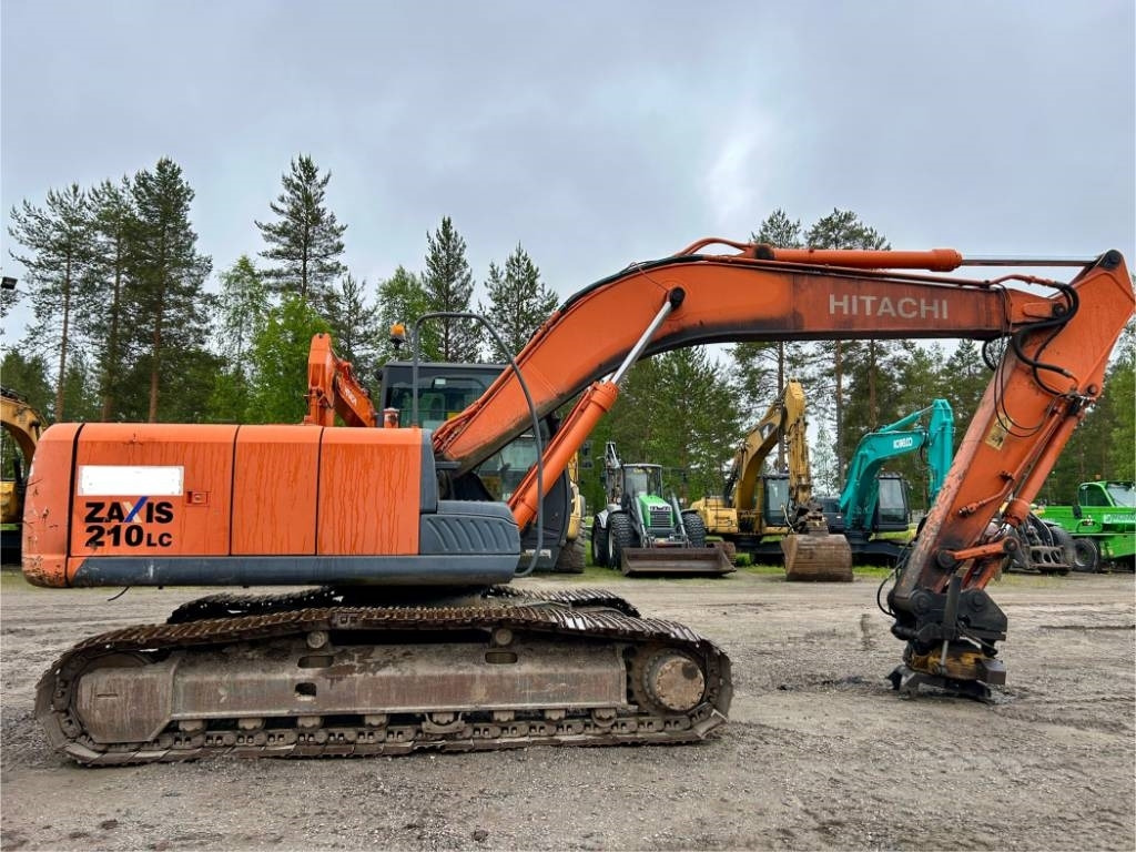 Hitachi ZX210LC-3 - Escavadora de rastos: foto 3 Hitachi ZX210LC-3 - Escavadora de rastos: foto 3