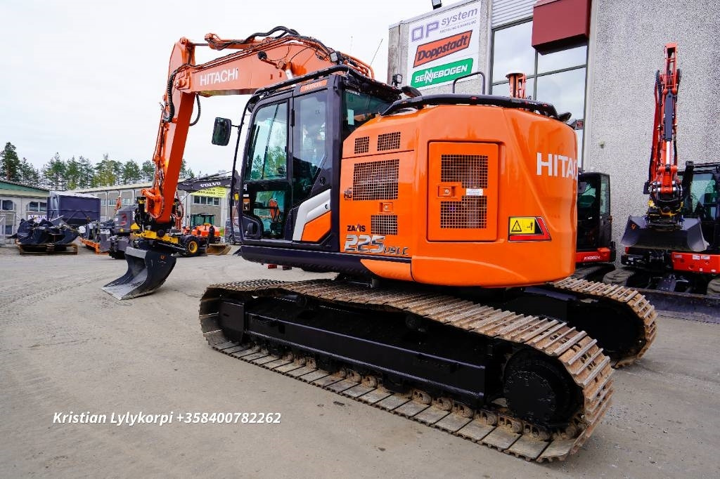 Hitachi ZX225USLC-7 ENGCON JA NOVATRON  - Escavadora de rastos: foto 2 Hitachi ZX225USLC-7 ENGCON JA NOVATRON  - Escavadora de rastos: foto 2