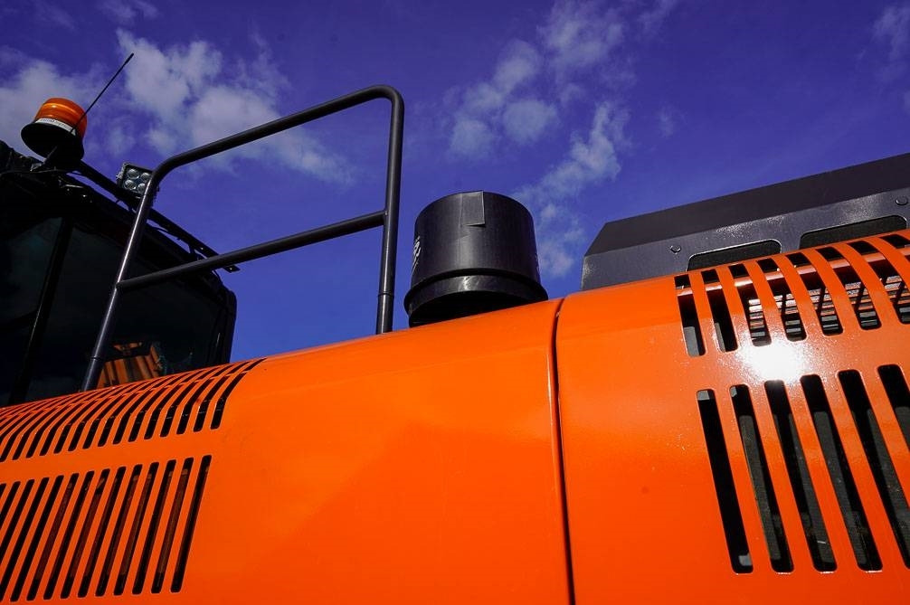 Escavadora de rastos Hitachi ZX350LC-6 UUSI ALAKERTA: foto 11