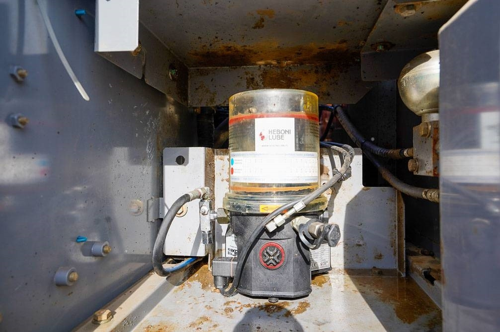 Escavadora de rastos Hitachi ZX350LC-6 UUSI ALAKERTA: foto 13