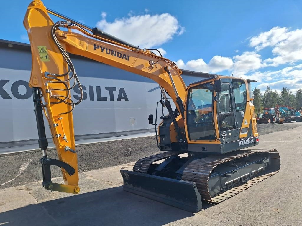 Hyundai HX145LCR DOZER  - Escavadora de rastos: foto 2 Hyundai HX145LCR DOZER  - Escavadora de rastos: foto 2