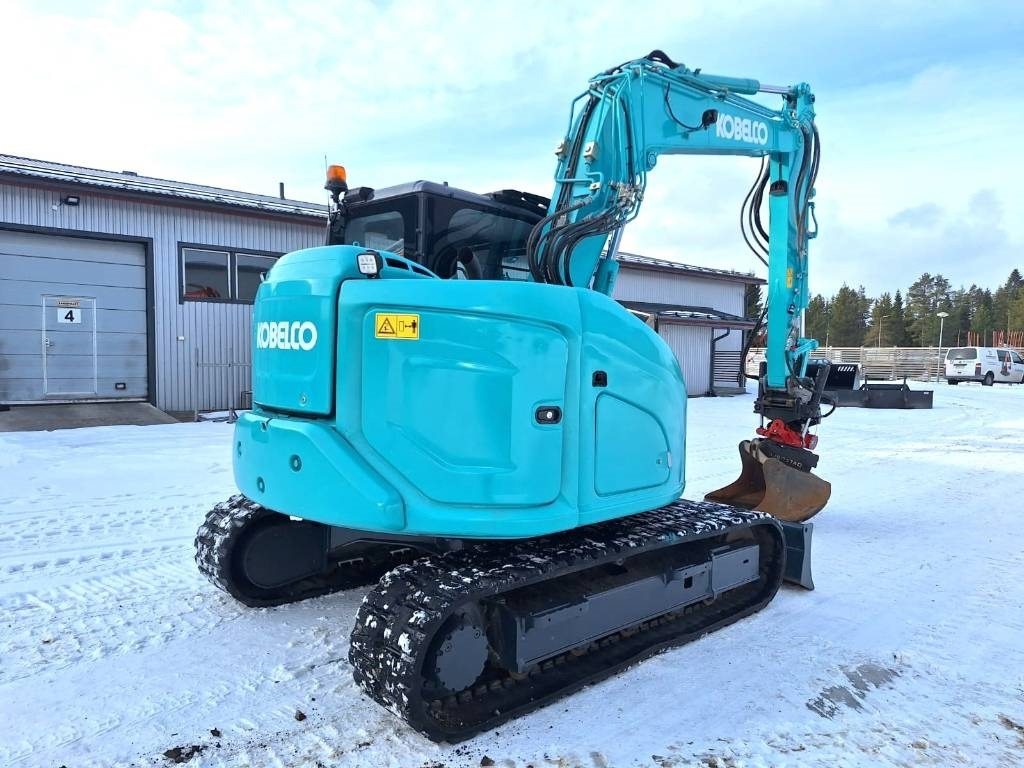 Kobelco SK75SR-7 PYÖRITTÄJÄLLÄ - Mini escavadeira: foto 5 Kobelco SK75SR-7 PYÖRITTÄJÄLLÄ - Mini escavadeira: foto 5