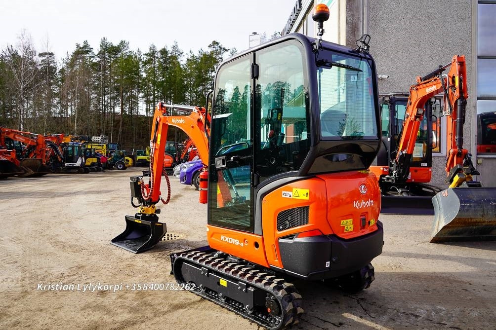 Kubota KX019-4 ENGCON EC02 BASIC - Mini escavadeira: foto 2 Kubota KX019-4 ENGCON EC02 BASIC - Mini escavadeira: foto 2