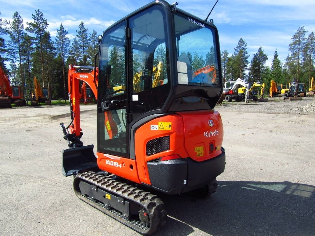 Kubota KX019-4 KALLISTAJALLA UUSI!! - Mini escavadeira: foto 2 Kubota KX019-4 KALLISTAJALLA UUSI!! - Mini escavadeira: foto 2