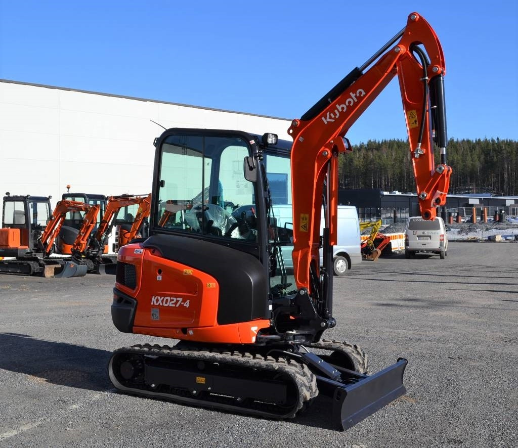 Kubota KX027-4 UUSI, TAKUU 24KK - Mini escavadeira: foto 5 Kubota KX027-4 UUSI, TAKUU 24KK - Mini escavadeira: foto 5