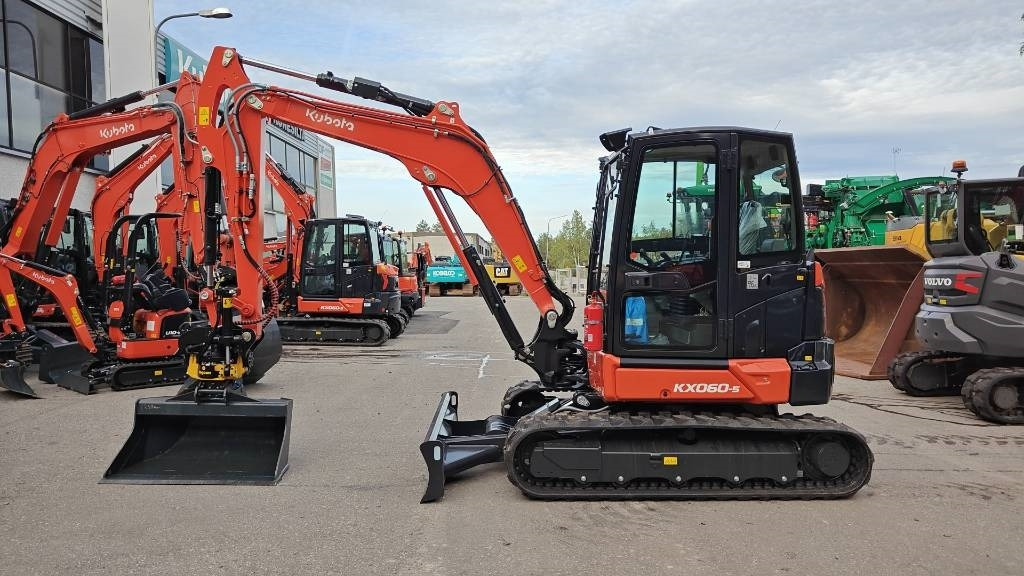 Kubota KX060-5 VARASTOON VARUSTELTU - Mini escavadeira: foto 1 Kubota KX060-5 VARASTOON VARUSTELTU - Mini escavadeira: foto 1