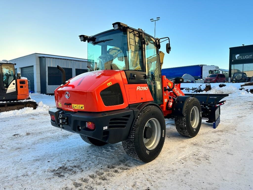 Kubota R090 Auravarustuksella uusi  - Carregadeira de rodas: foto 4 Kubota R090 Auravarustuksella uusi  - Carregadeira de rodas: foto 4